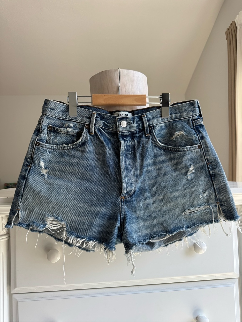 AGOLDE Parker Distressed Denim Cutoff Shorts Size 31